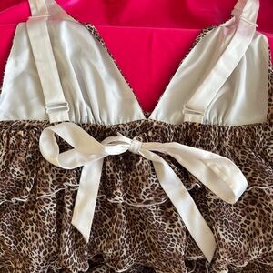 Victoria’s Secret | leopard print babydoll tiered camisole top w. ribbon details